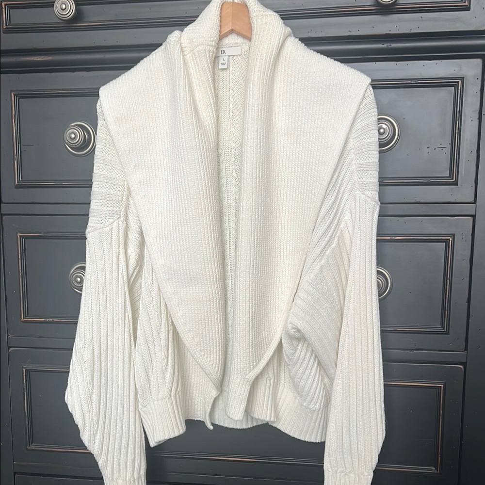 Elegant Cotton Off-White Women's Sweater